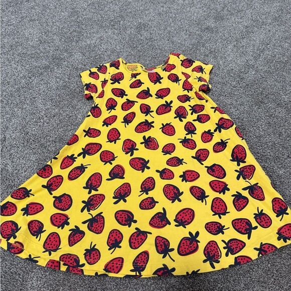 Hanna Andersson Yellow Strawberry Print Dress Sz 110cm - Picture 2 of 5
